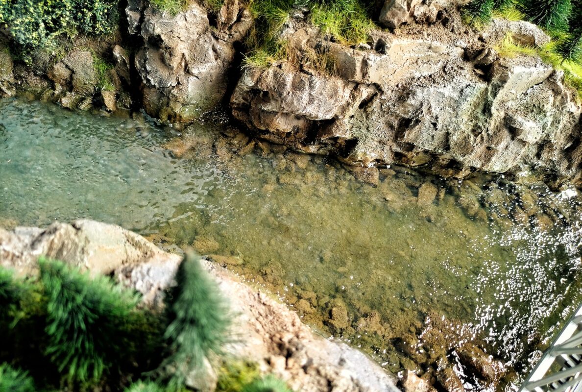 Epoxy water diorama